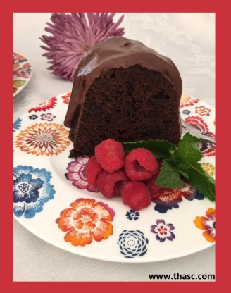 Chocolate Cake Raspberry Border